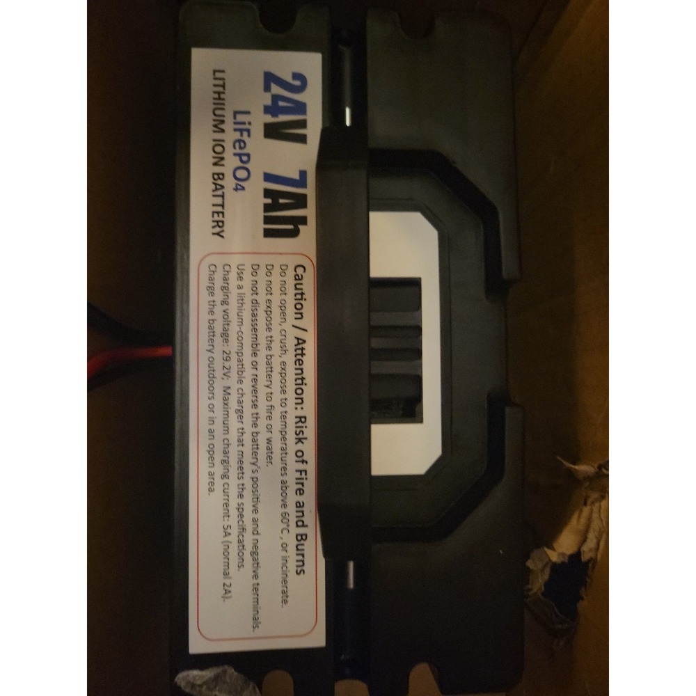 24V 7Ah‎ Lithium LiFePO4 Battery With Charging Cord